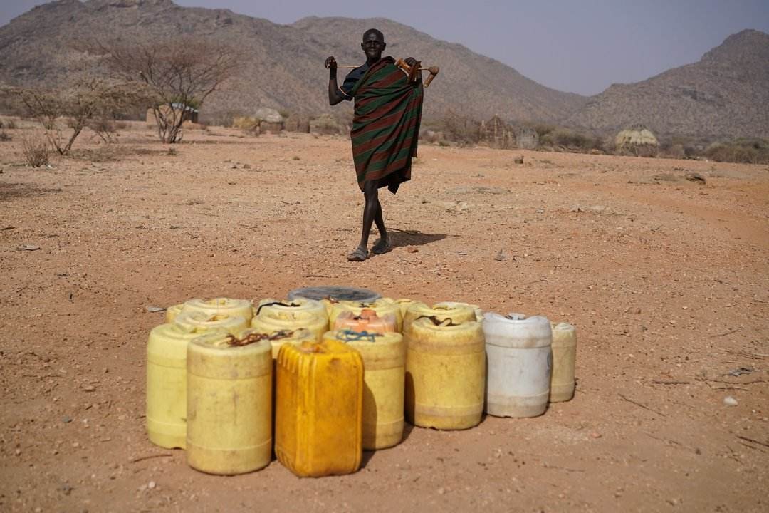 Африкт 250 сая хүн усны дутагдалд орно