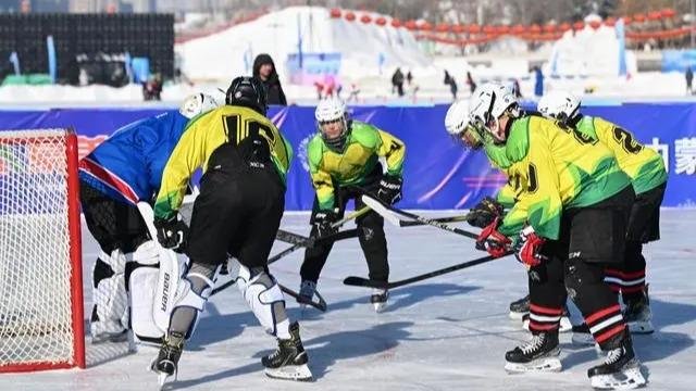 Монгол, Орос, Хятадын залуучуудын хоккейн олон улсын тэмцээн эхэллээ